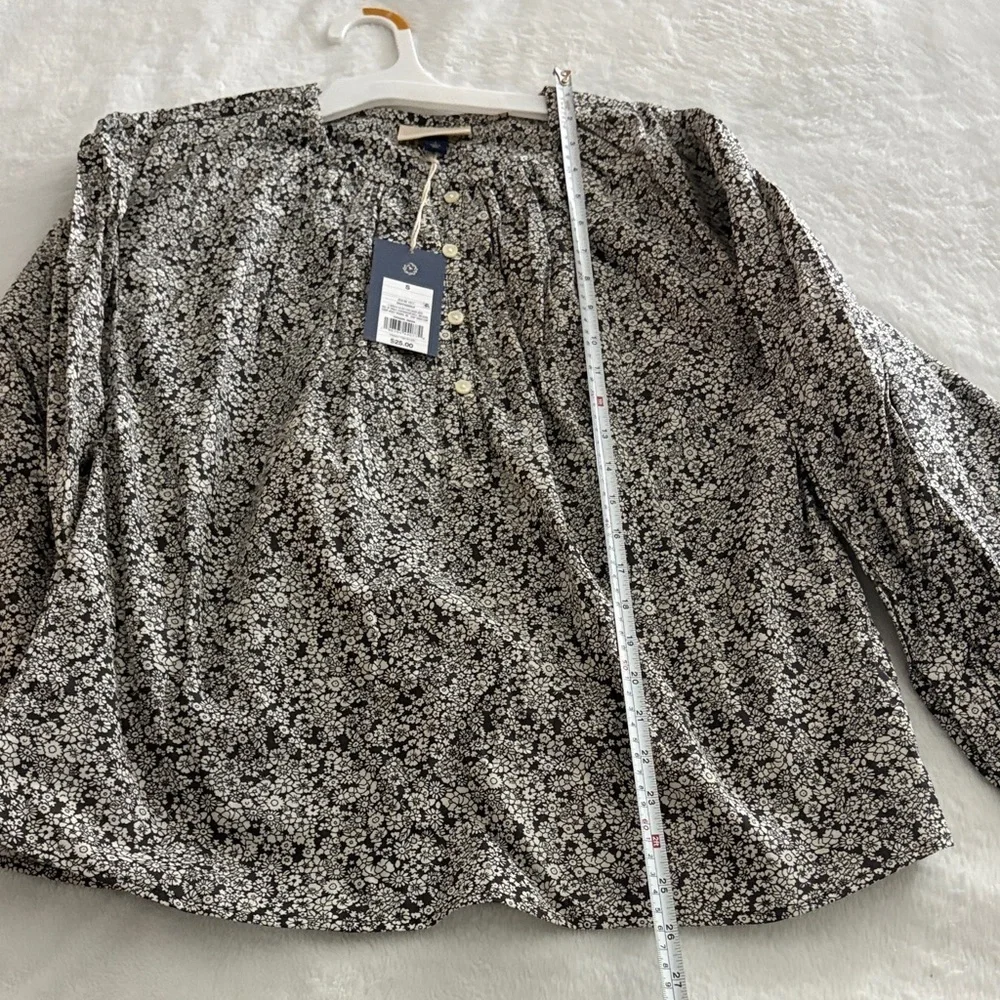 Universal Thread Black and White Floral Blouse ( 100% cotton) - Picture 5 of 6